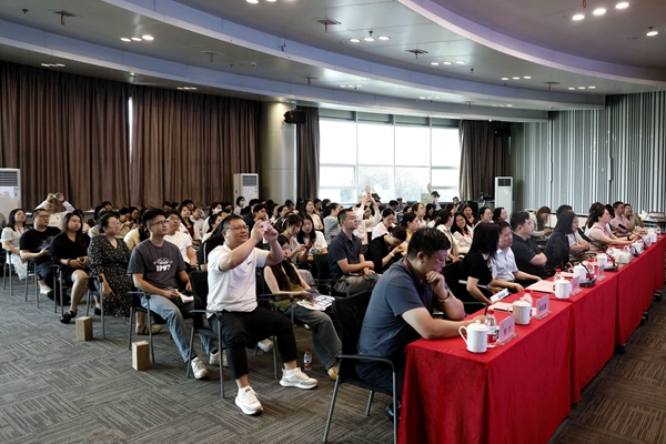 _A1A1945(1)_副本_副本.jpg _A1A1945(1)_副本_副本.jpg